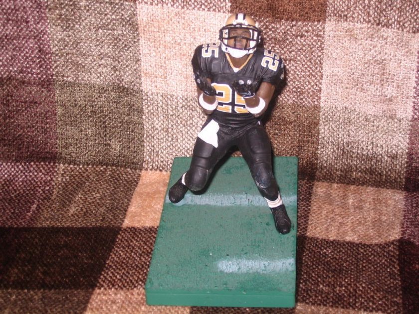 Reggie Bush McFarlane Series 14 Saints ERROR  